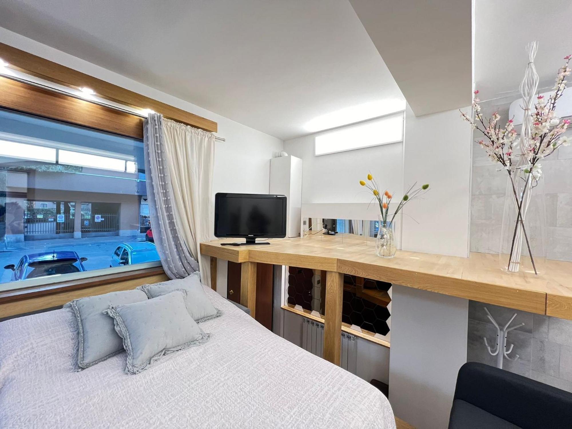"R&P Apartment", Short Term Stay, Elegant Design, Bisceglie Metro Station, Easy For San Siro And Fiera Milano, Free Parking Exteriér fotografie